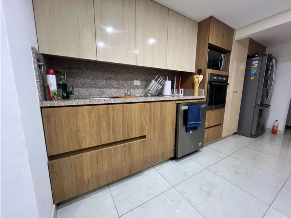*VENTA DE CASA UNIFAMILIAR DE 3 NIVELES EN BELÉN LA MOTA, MEDELLÍN