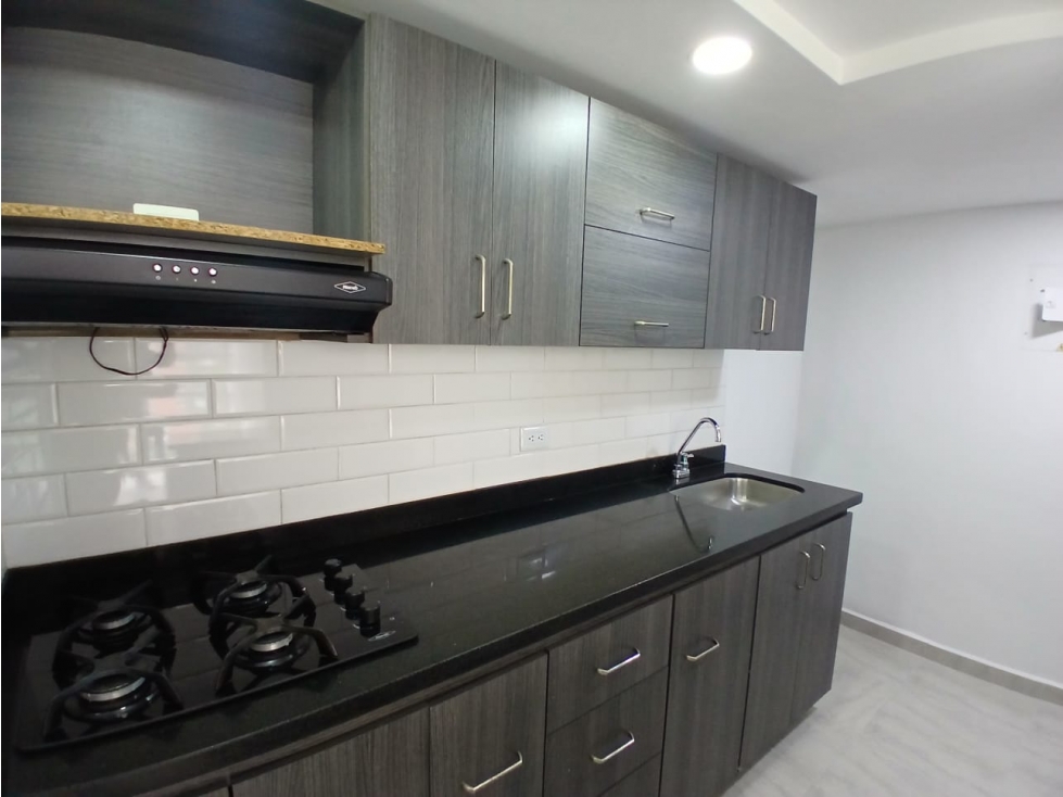 *Venta de apartamento en Maria Auxiliadora, Sabaneta — foto 2