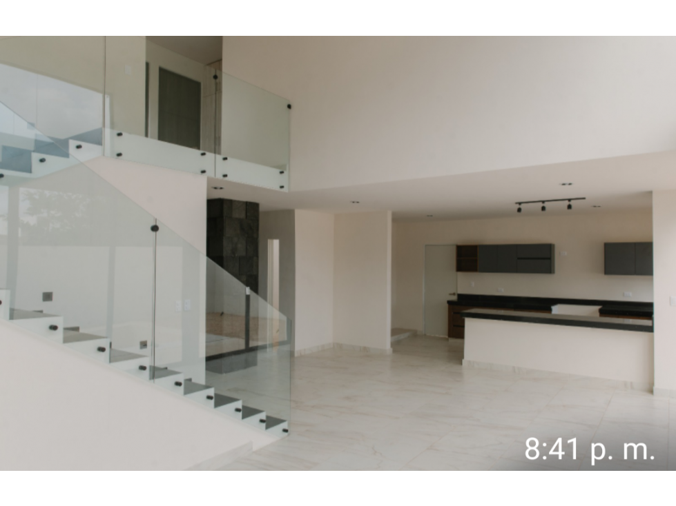 VENTA DE HERMOSA CASA EN PRIVADA TAMORA — foto 4