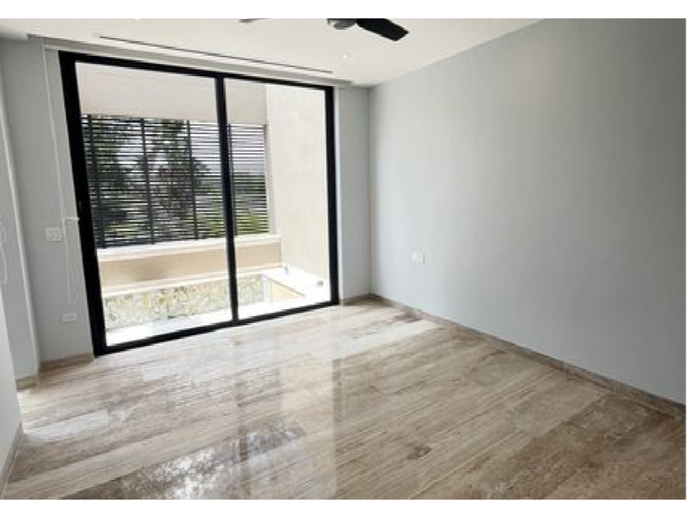 Casa en renta Yucatán Country Club con Paneles Solares Hoyo 2 — foto 4