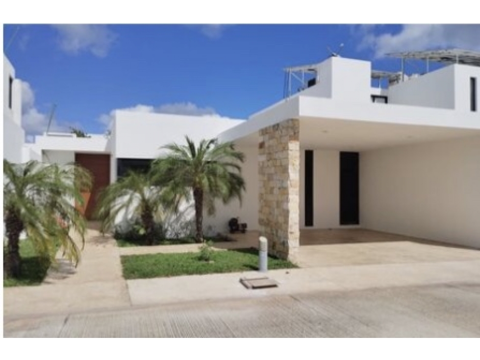 CASA EN RENTA PRIVADA TRINUM — foto 2