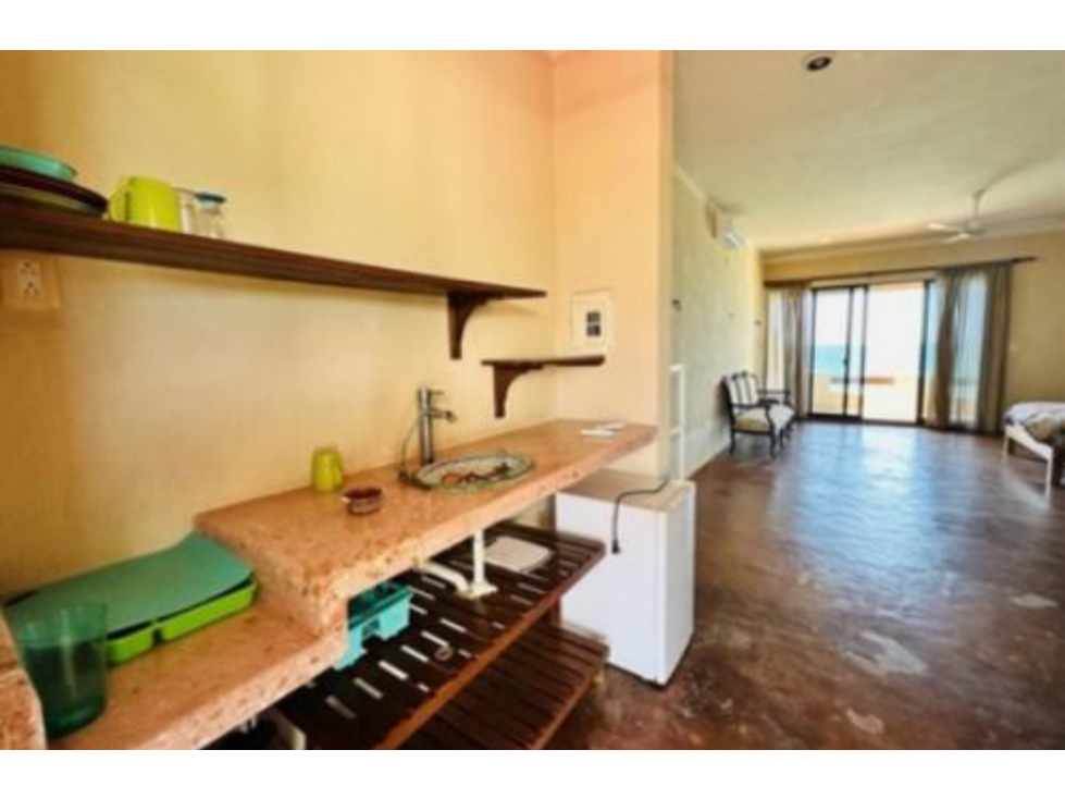 VENTA DE CASA FRENTE AL MAR DE CHUBURNA - 4