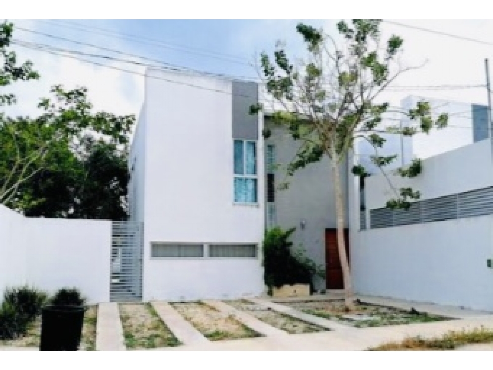 CASA CON PISCINA EN CHOLUL MERIDA