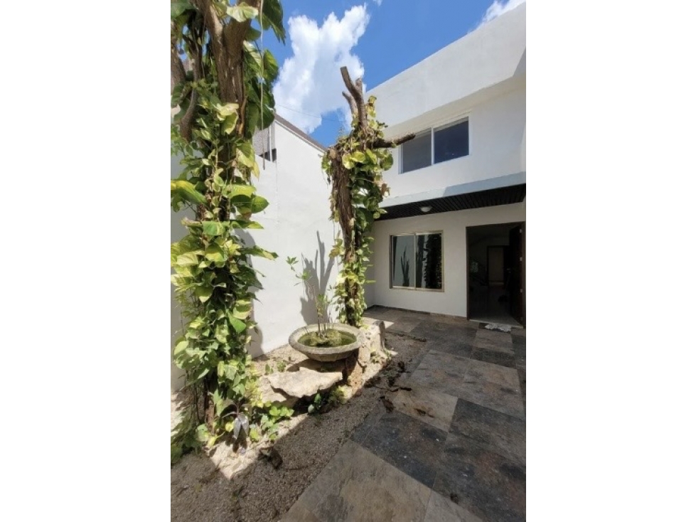 CASA EN VENTA EN FRACCIONAMIENTO LOS PINOS — foto 2