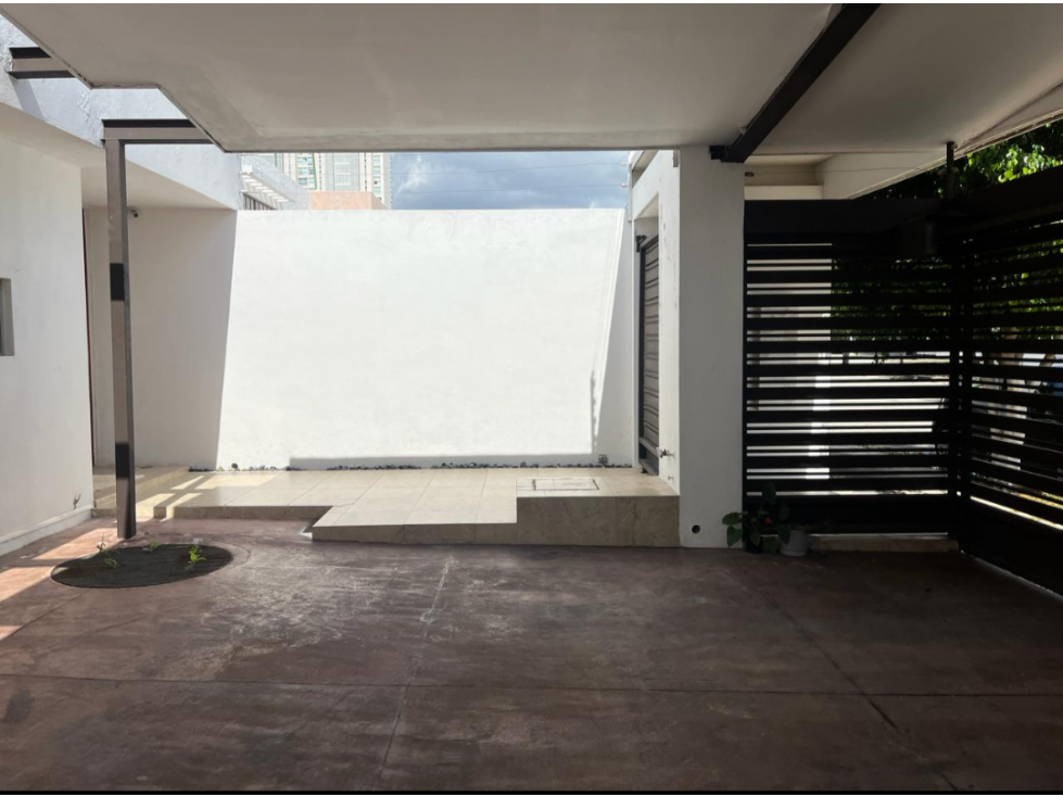 HERMOSA RESIDENCIA EN ALTABRISA — foto 4