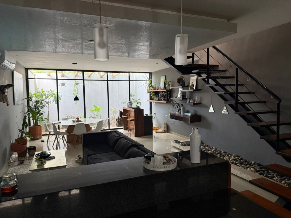 CASA EN VENTA EN MONTEBELLO — foto 4