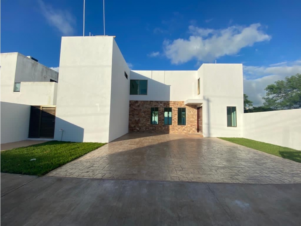 HERMOSA CASA EN VENTA FRACCIONAMIENTO SAN DIEGO CUTZ CONKAL
