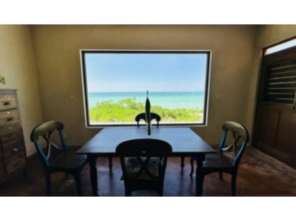 VENTA DE CASA FRENTE AL MAR DE CHUBURNA - 5