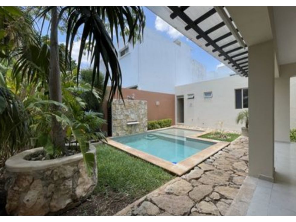 CASA EN VENTA SOBRE AVENIDA PRINCIPAL EN MONTEBELLO — foto 6