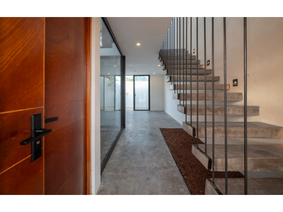 VENTA DE TOWN HOUSE EN CONKAL MODELO TERRA (VIETTRI)