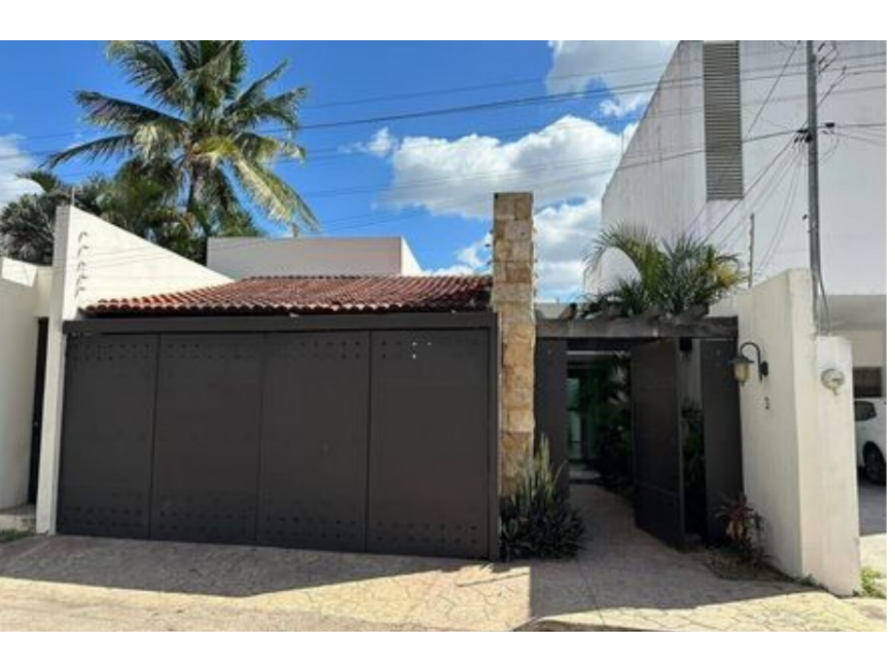 CASA EN VENTA EN MONTEBELLO