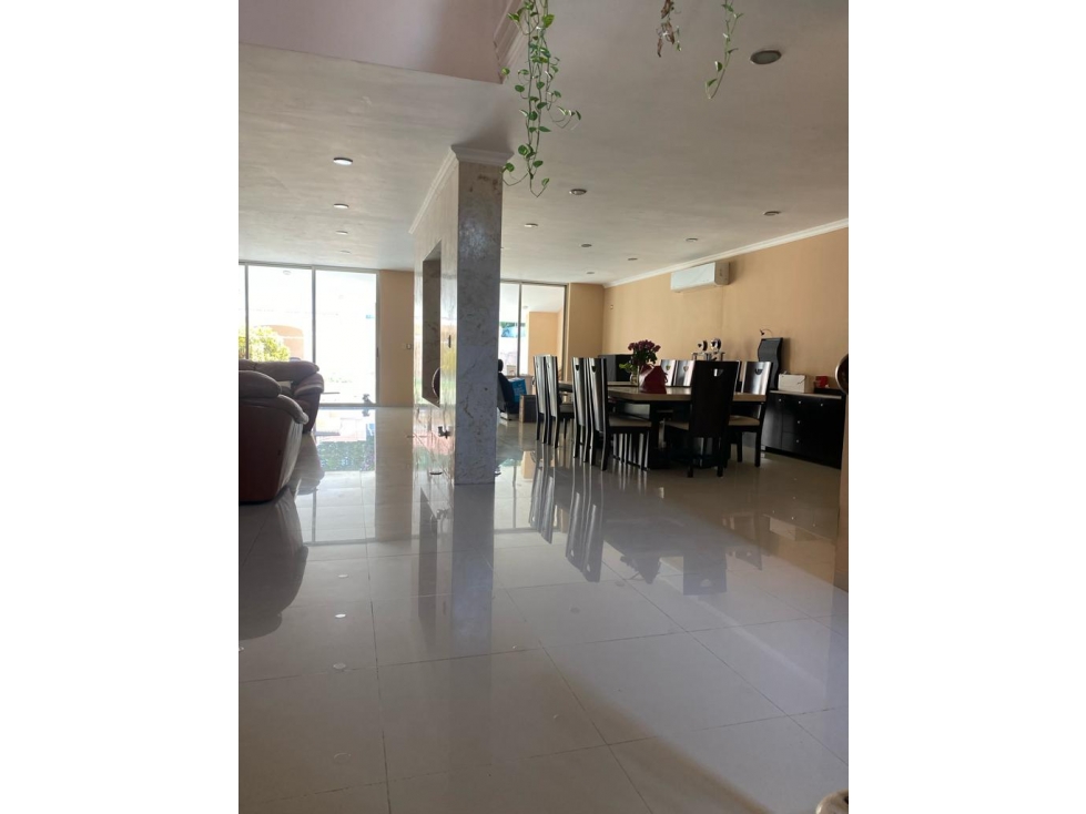 CASA EN VENTA MONTEBELLO — foto 5
