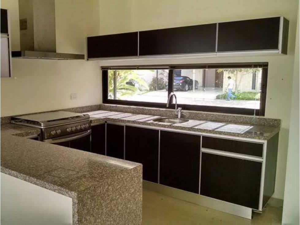 CASA EN VENTA PRIVADA LUMTANA — foto 2