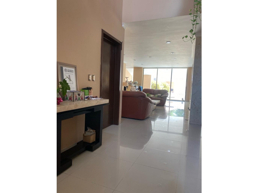 CASA EN VENTA MONTEBELLO — foto 6