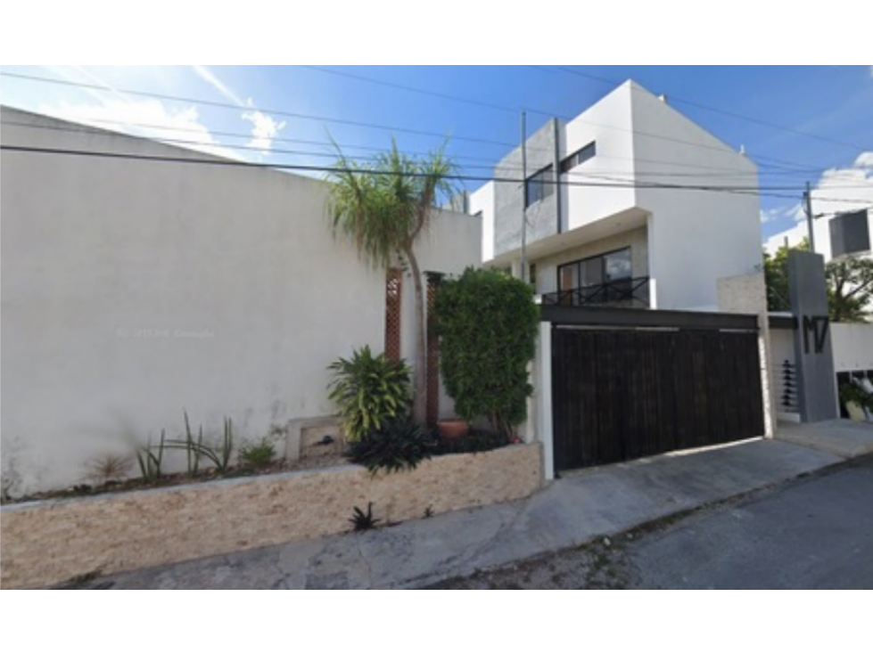 TOWN HOUSE EN RENTA EN PRIVADA MONTEBELLO 7 - 1