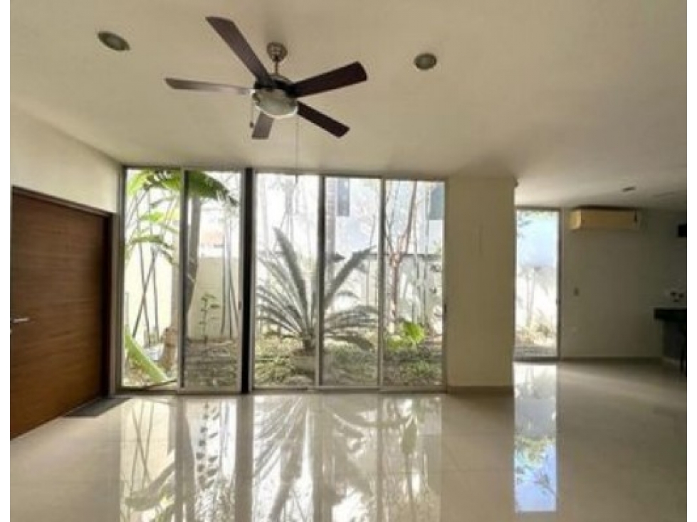 HERMOSA CASA EN RENTA EN MONTEBELLO — foto 5