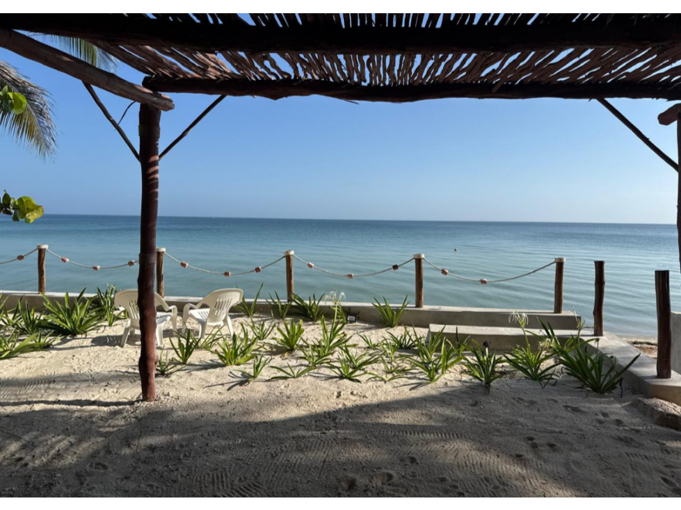 VENTA/RENTA DE HERMOSA CASA FRENTE AL MAR EN TELCHAC PUERTO - 5