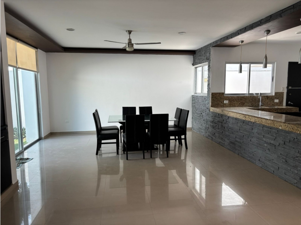 VENTA DE CASA EN MONTEBELLO — foto 6