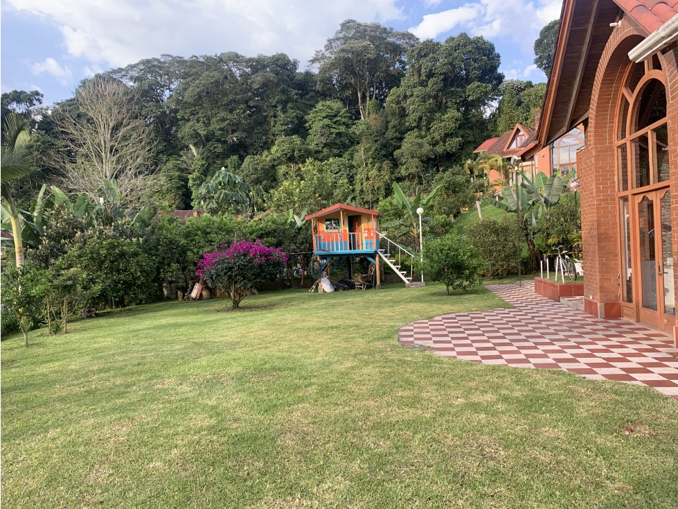 SE VENDE CASA CAMPESTRE EN LA VÍA ARMENIA-PEREIRA - 4