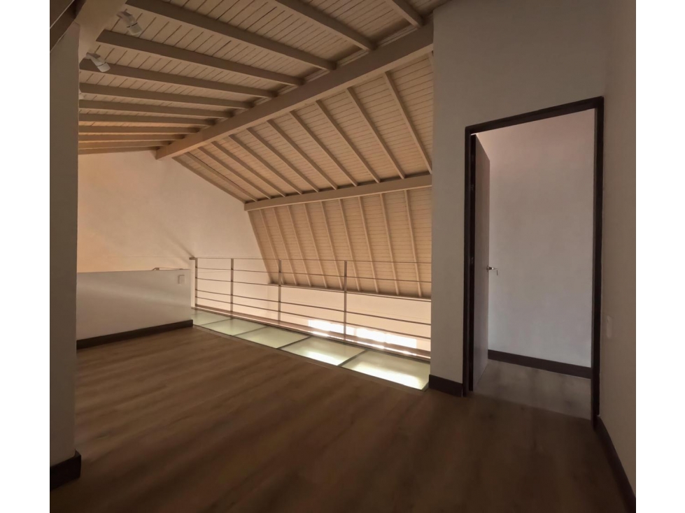 VENTA APARTAMENTO DÚPLEX PRIMER PARQUE DE LAURELES RANGO 9 — foto 6