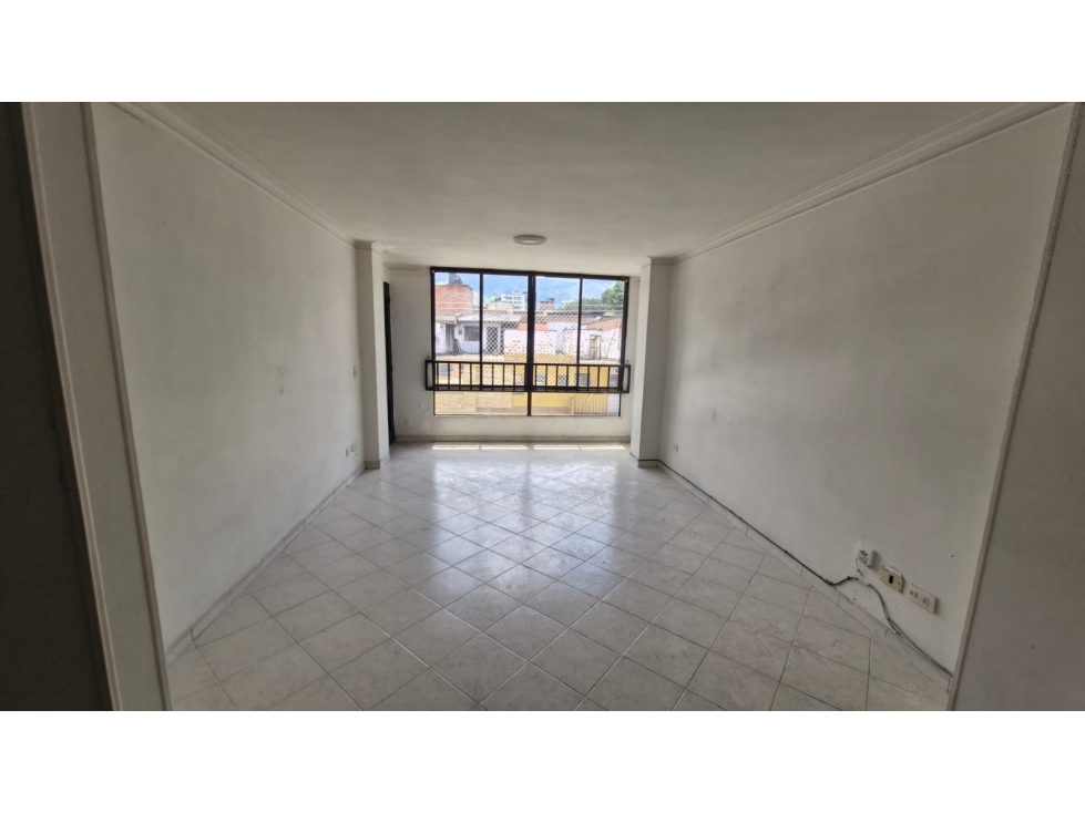VENTA DE APARTAMENTO EN LAURELES CERCA A LA 35 RANGO 4