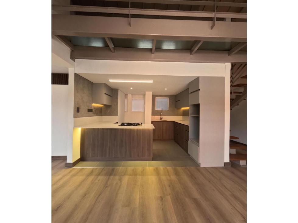 VENTA APARTAMENTO DÚPLEX PRIMER PARQUE DE LAURELES RANGO 9 — foto 3