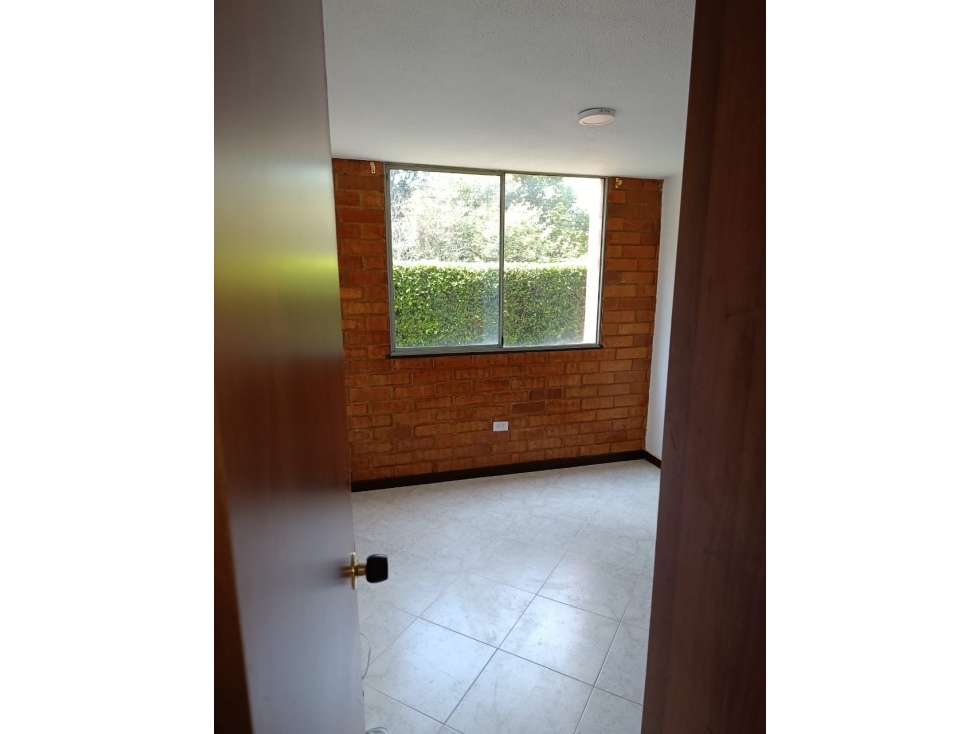 VENTA DE APARTAMENTO EN LA LOMA DE LOS BERNAL RANGO 5 — foto 3