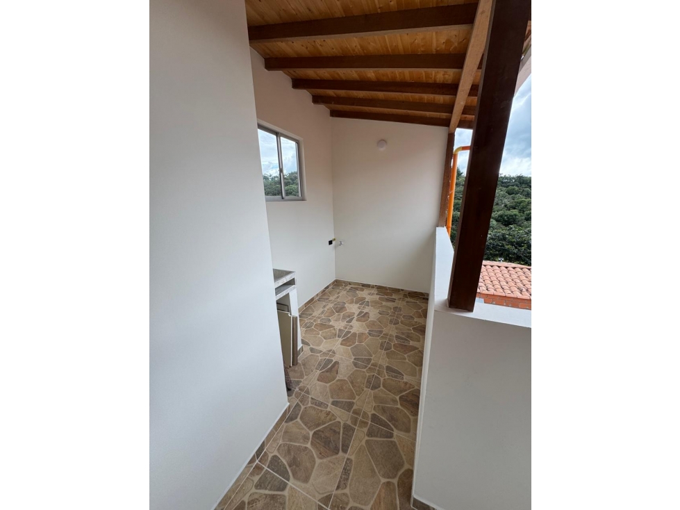 VENTA DE CASA EN RIONEGRO ANTIOQUIA RANGO 3 — foto 4