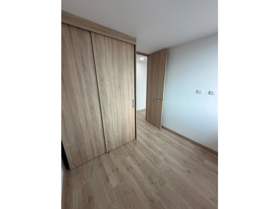 VENTA DE APARTAMENTO EN SABANETA SAN JOSE PARTE BAJA RANGO 6 — foto 5