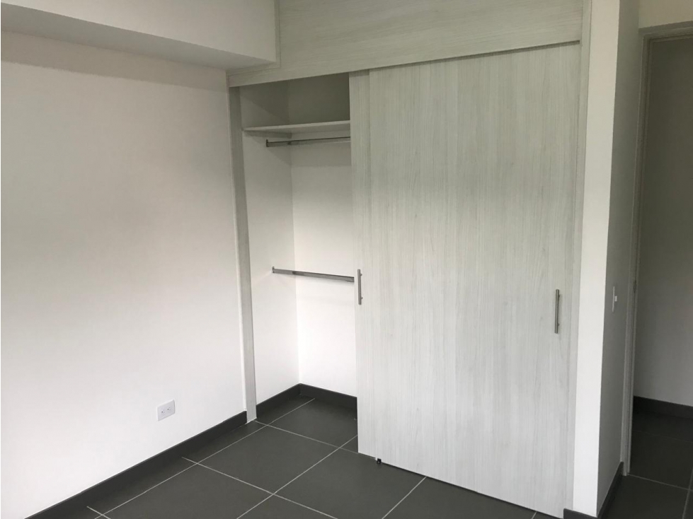 VENTA DE APARTAMENTO EN SABANETA SECTOR LAS LOMITAS RANGO 5 — foto 6