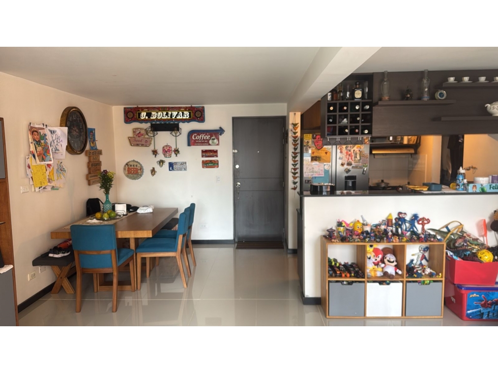 VENTA DE APARTAMENTO EN SABANETA LOMA SAN JOSÉ PARTE BAJA RANGO 5