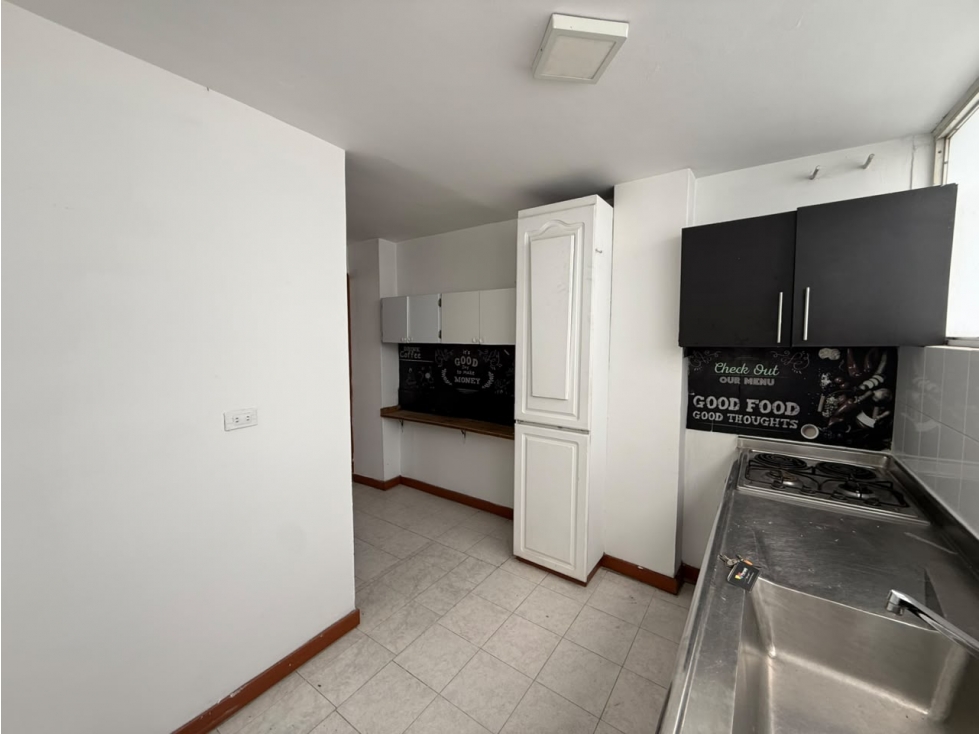 VENTA DE APARTAMENTO EN LAURELES CERCA A LA AV 33 RANGO 4 — foto 5