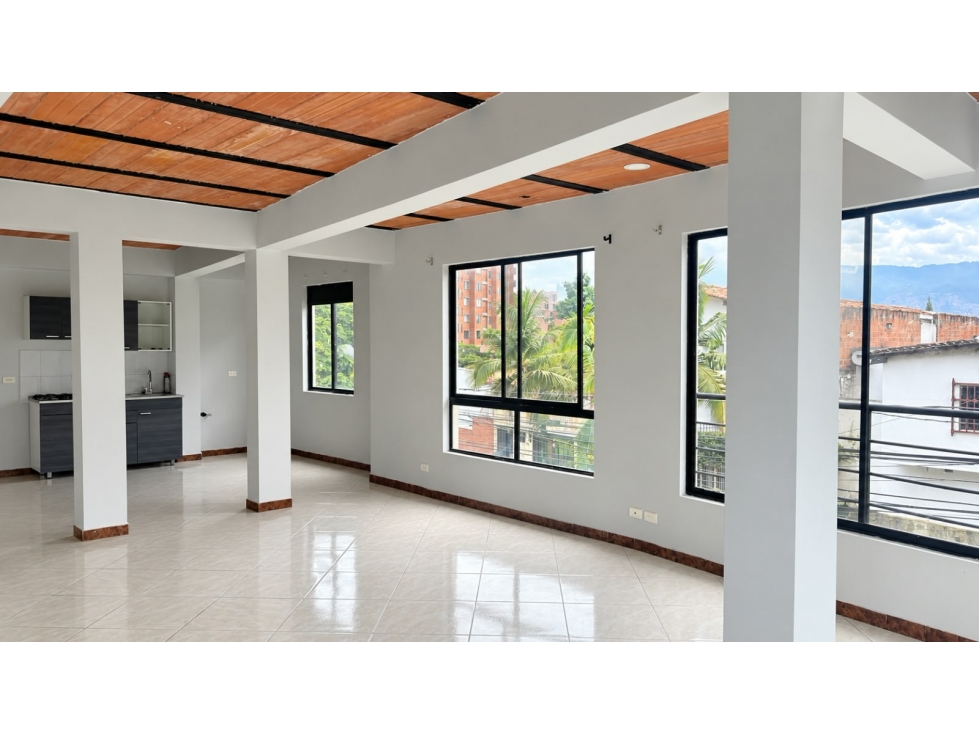 ARRIENDO APARTAMENTO 3 NIVELES EN LA ALMERIA 135mts — foto 2