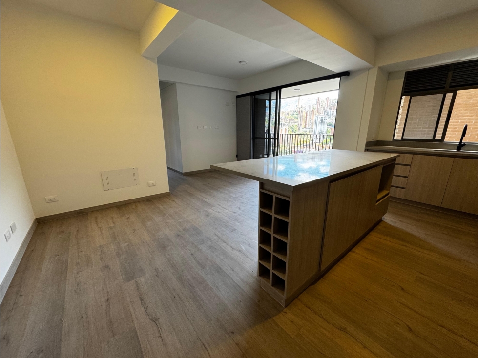 VENTA DE APARTAMENTO EN CIUDAD DEL RIO PARA ESTRENAR RANGO 8 - 4