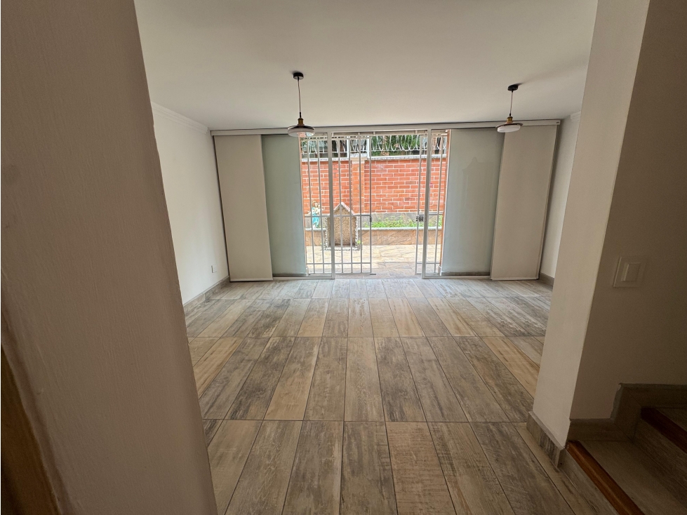 VENTA DE CASA EN LA MOTA RANGO 8