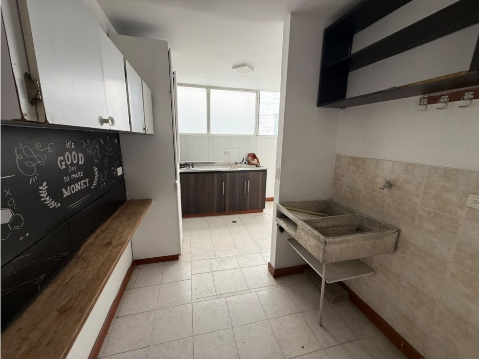 VENTA DE APARTAMENTO EN LAURELES CERCA A LA AV 33 RANGO 4 — foto 6