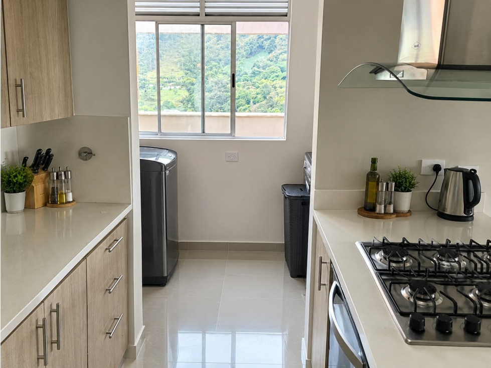 VENTA DE APARTAMENTO EN ENVIGADO CAMINO VERDE RANGO 9 — foto 4