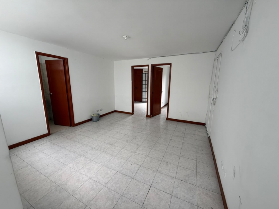 VENTA DE APARTAMENTO EN LAURELES CERCA A LA AV 33 RANGO 4