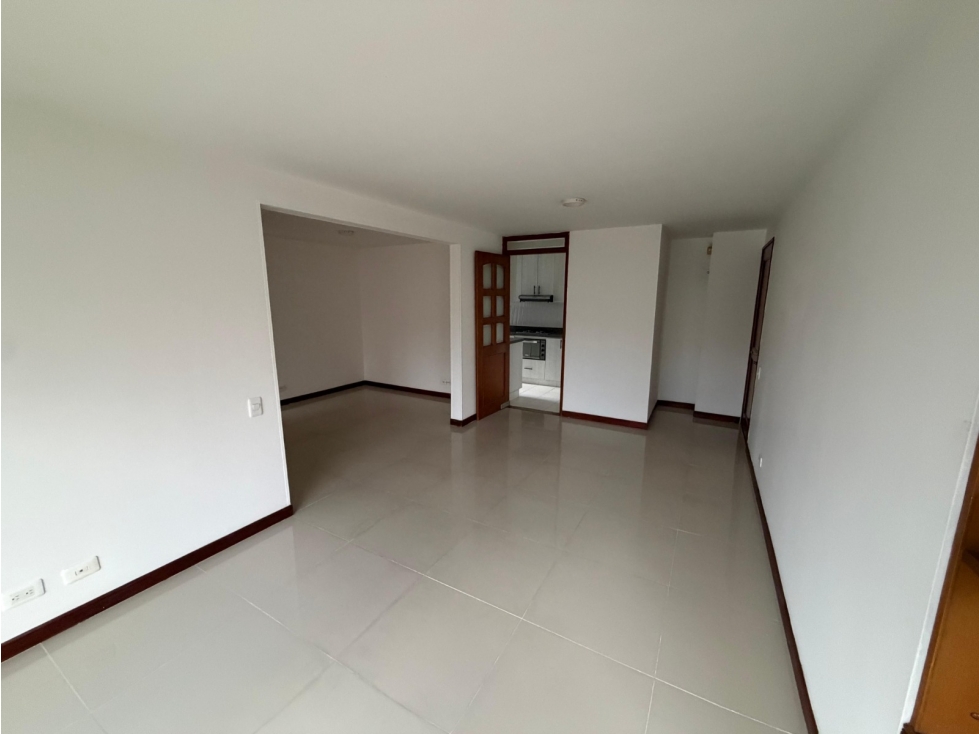 VENTA DE APARTAMENTO EN ENVIGADO PONTEVEDRA RANGO 8