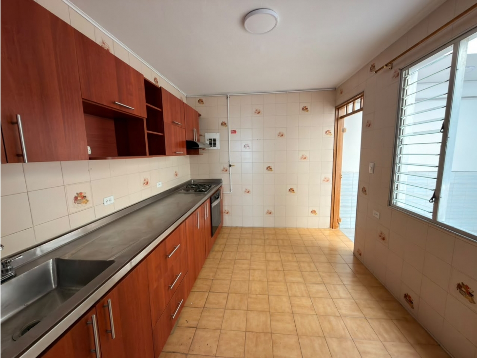 ARRIENDO CASA EN BELÉN ROSALES 200mts2 — foto 3