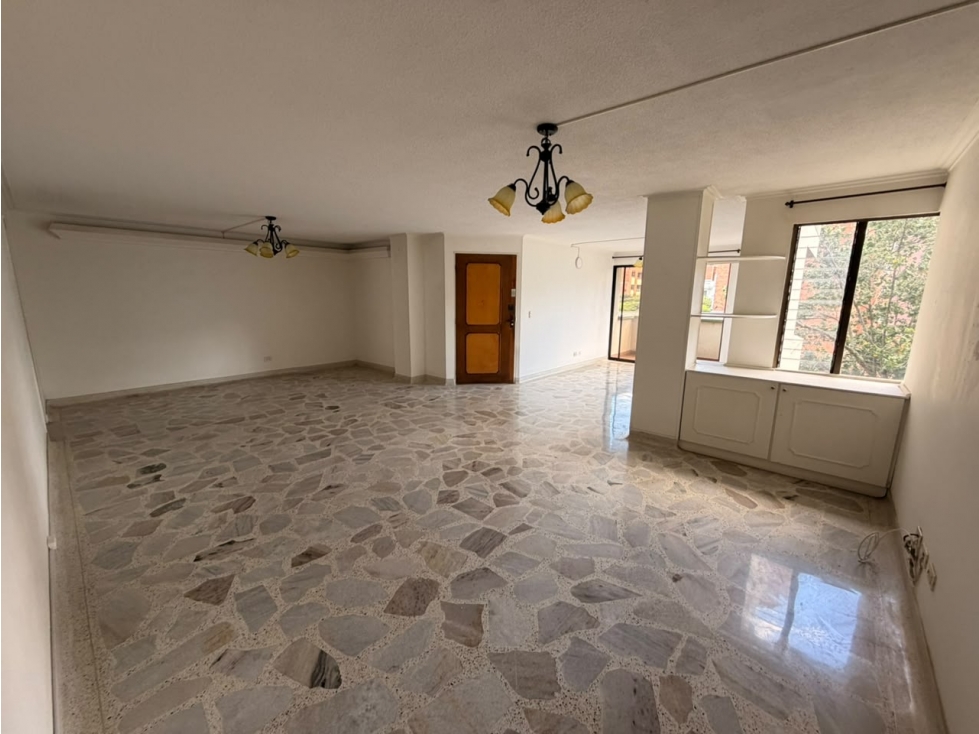 VENTA DE APARTAMENTO EN LAURELES RANGO 9 — foto 4