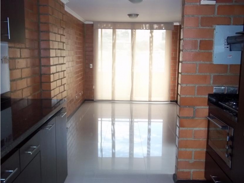 VENTA DE CASA EN EL RODEO PARTE BAJA RANGO 6
