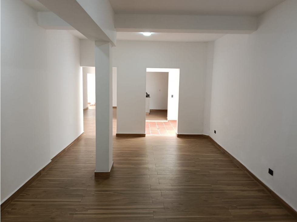 VENTA DE APARTAMENTO EN LAURELES SANTA TERESITA RANGO 9 — foto 4