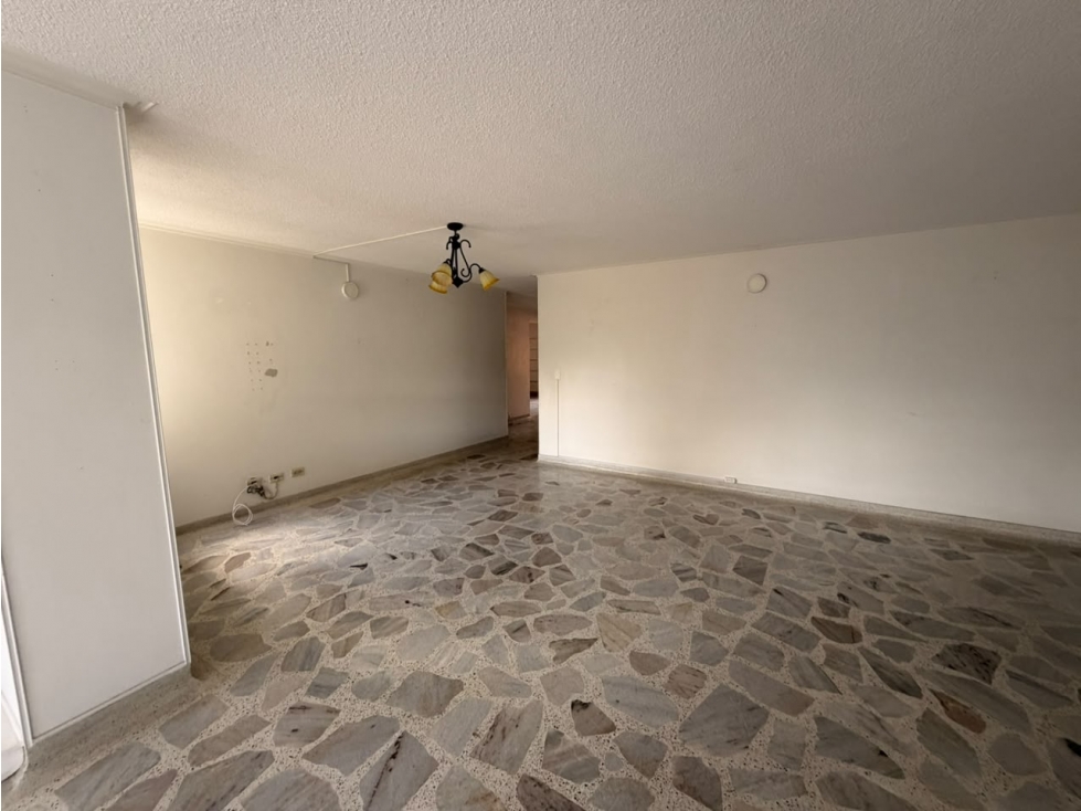 VENTA DE APARTAMENTO EN LAURELES RANGO 9 — foto 2