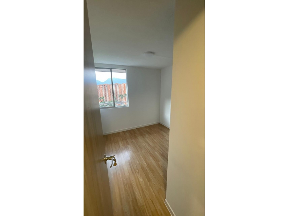 VENTA DE APARTAMENTO EN LA LOMA DE LOS BERNAL RANGO 6 — foto 6