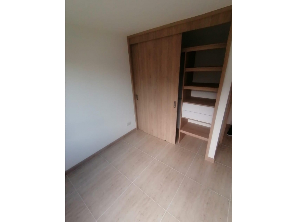 VENTA DE APARTAMENTO EN LA LOMA DE LOS BERNAL RANGO 9 — foto 6