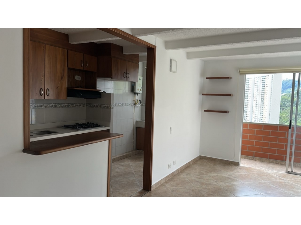 ARRIENDO APARTAMENTO EN LA LOMA DE LOS BERNAL 73mts — foto 3