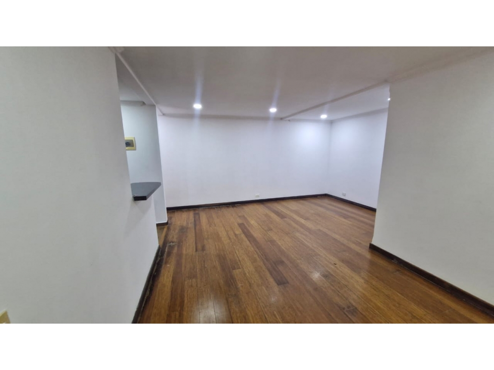 ARRIENDO APARTAMENTO EN LA LOMA DE LOS BERNAL 76mts — foto 3