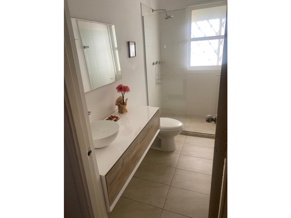 VENTA DE CASA UNIFAMILIAR LAURELES RANGO - 4