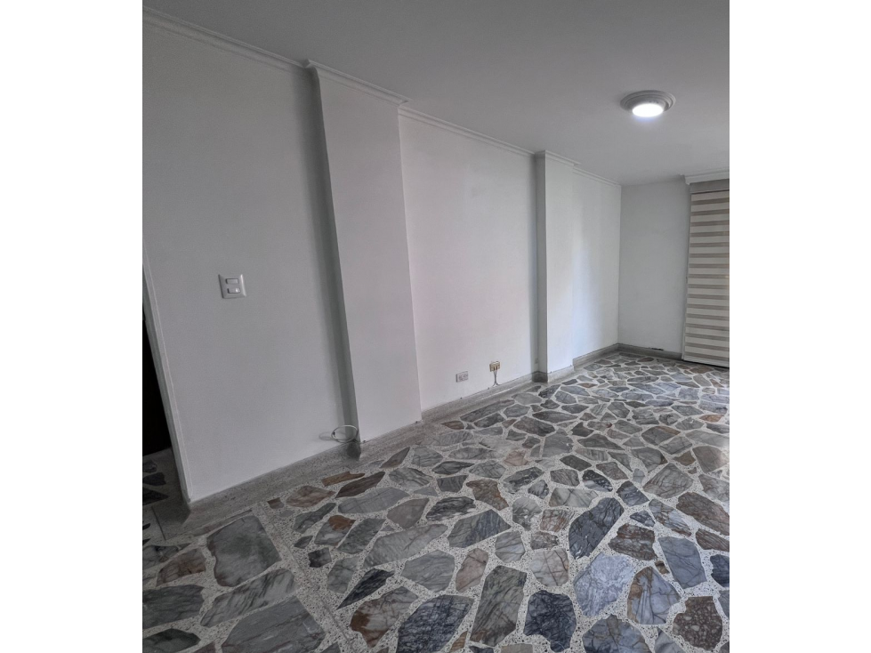 VENTA DE APARTAMENTO EN LAURELES SANTA TERESITA RANGO 7 — foto 6
